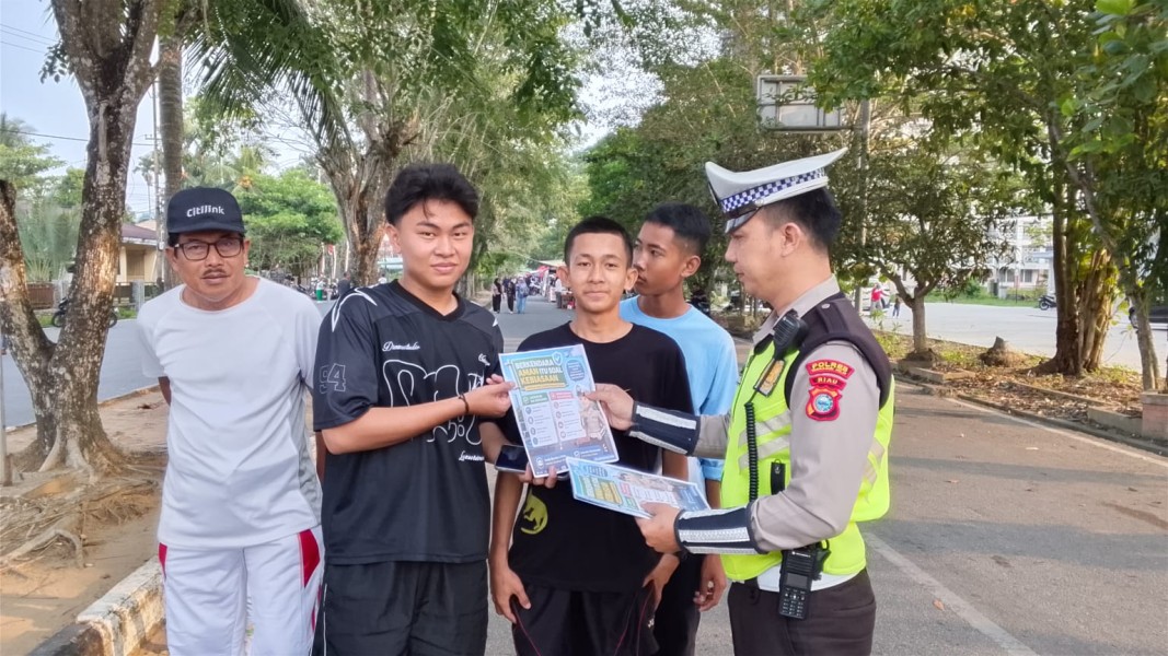 Satlantas Inhil Tebar Edukasi Keselamatan di Tengah Ramainya CFD
