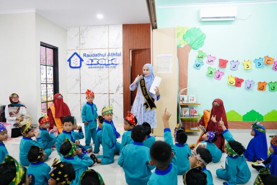Bunda PAUD Riau Bikin Heboh Murid TK Raudhatul Athfal Azalia