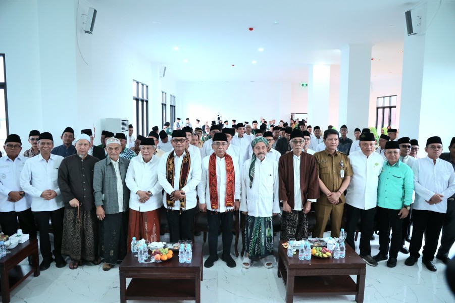 Silaturahmi Kyai Sepuh dengan NU se Kalimantan: AHWA Penentu Masa Depan NU