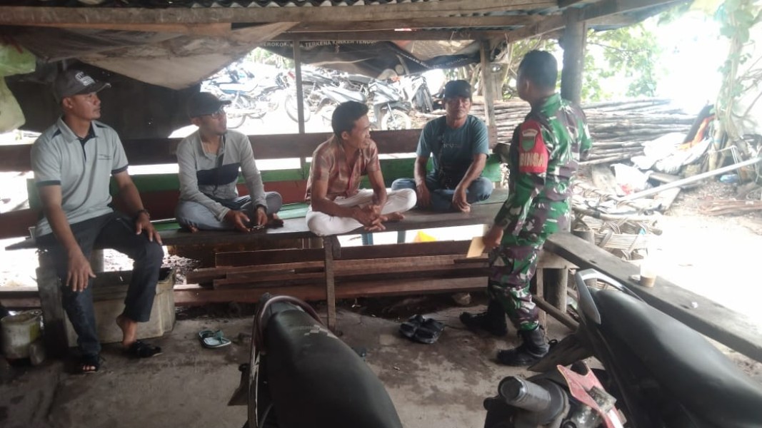 Sambangi Warga Binaan, Babinsa Koramil 06/Kateman Ajak Jaga Kekompakan dan Kamtibmas