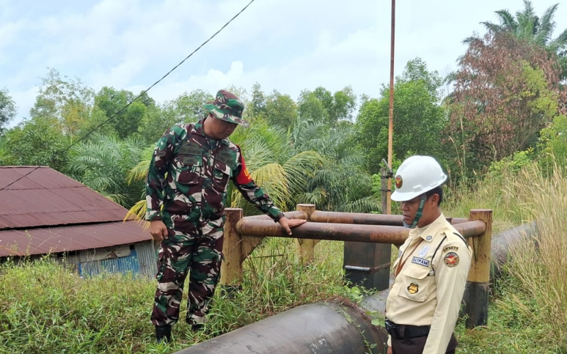 Patroli Gabungan Koramil 01/Dumai-PHR, Warga Diimbau Jaga Keamanan Jalur Pipa