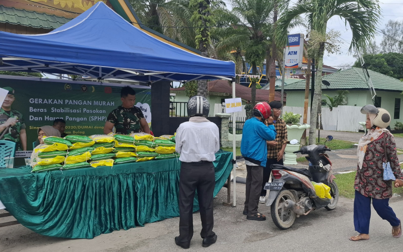 Kembali, Gerakan Pangan Murah di Dumai Disambut Antusias Warga