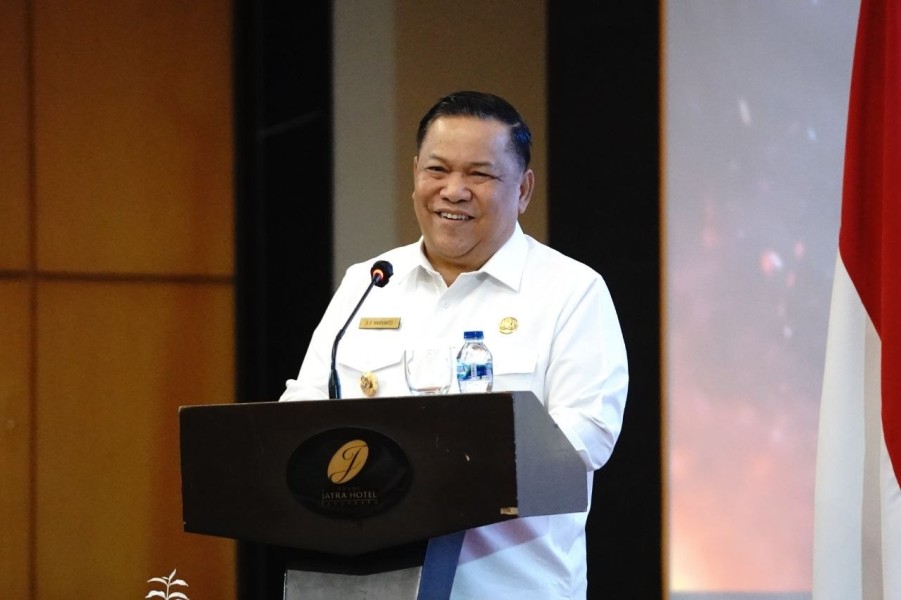 Plt Gubri Pastikan Gaji ke-13 ASN Rohil dan Inhu Tuntas