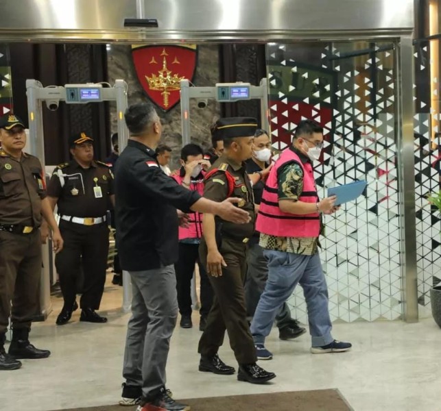 Skandal Ekspor CPO Ilegal Negara Rugi Rp14,3 Triliun, Pejabat Bea Cukai hingga Kemenperin Resmi Ditahan