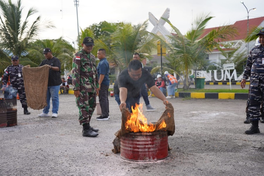 Antisipasi Risiko Kebakaran, Pelindo Dumai Tingkatkan Kompetensi Pekerja Lewat Fire Drill