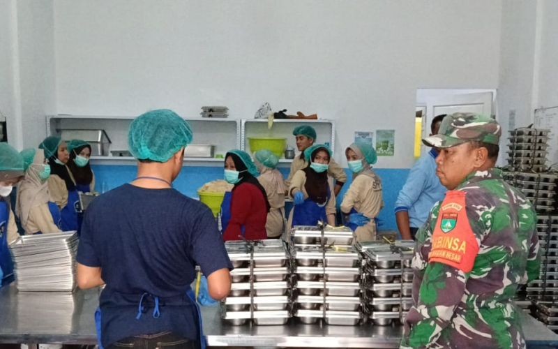 2.208 Porsi Makanan Bergizi Disalurkan untuk Pelajar dan Balita di Bagan Besar