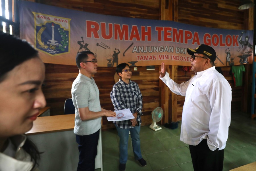 Rano Karno Tinjau Anjungan DKI, Siapkan Revitalisasi Digital