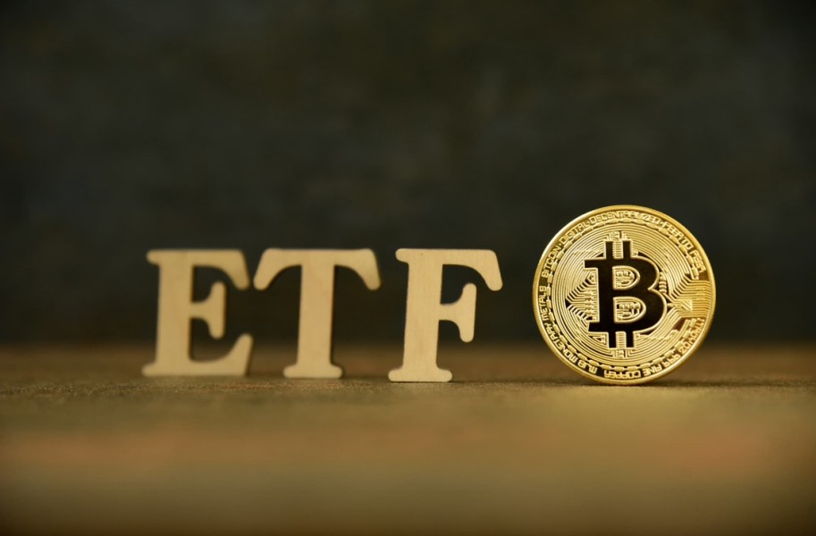 ETF Spot Bitcoin Kehilangan 55.348 BTC dalam Sebulan, Apa Penyebabnya?