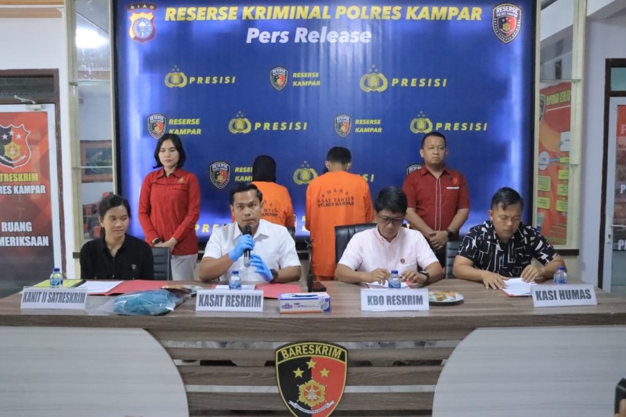Polres Kampar Ungkap Kasus Pencabulan dan Persetubuhan Anak yang Menyedihkan, Dua Tersangka Ditahan