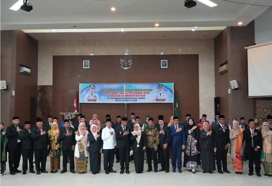 Meski Berulang Kali Diminta Dicopot oleh Ketua Gapensi, Bupati Kampar Tetap Pertahankan Rusdi Hanif Sebagai Kadis Perkim dalam Rotasi 29 Pejabat