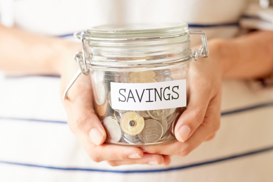 Tips Menabung Bulanan agar Gaji Selalu Cukup dan Keuangan Tetap Sehat