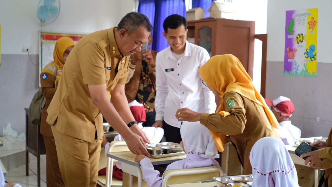 Dapur MBG Perdana di Pulau Merbau Salurkan 479 Porsi Makanan