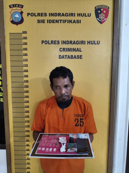 Kapolsek Lirik Pimpin Langsung Penangkapan Pelaku Penyalahgunaan Narkoba Didesa Lambang Sari I, II, III