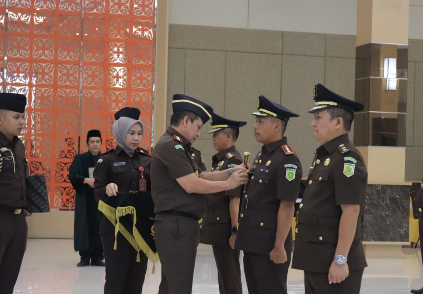 Sutikno Lantik Aspidmil dan Kajari Pelalawan, Tekankan Integritas