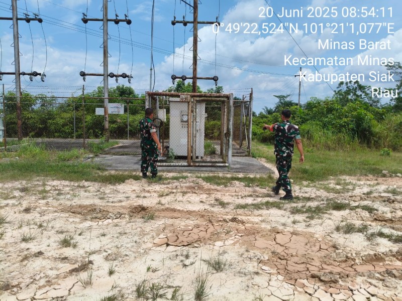 Babinsa Koramil 03/Minas Laksanakan Patroli dan Komsos di Area Operasional PHR Minas