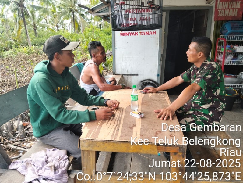 Komsos dengan Warga Binaan, Serda Dadang Tekankan Pentingnya Kebersamaan