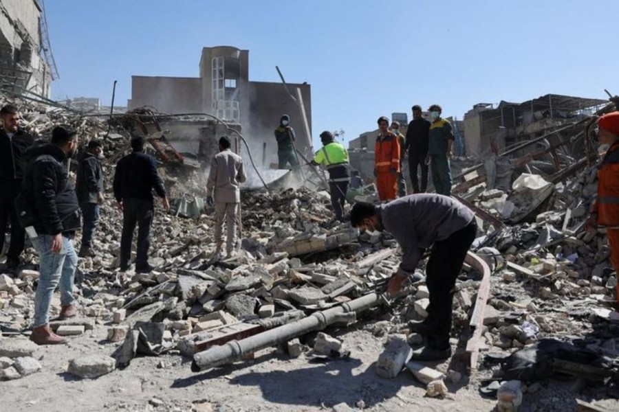 Iran Tegaskan Akan Bertahan hingga Serangan AS dan Israel Dihentikan