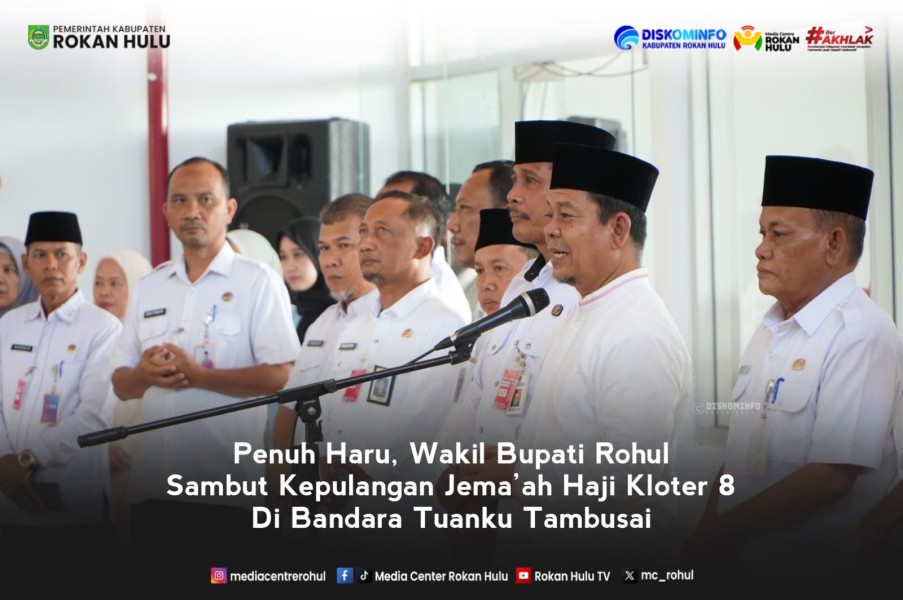 Penuh Haru, Wakil Bupati Rohul Sambut Kepulangan Jemaah Haji Kloter 8