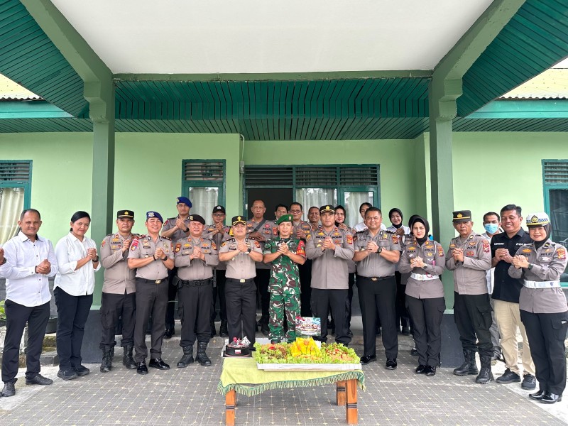 HUT TNI ke-81, Wakapolres Pelalawan Pimpin Surprise ke Koramil 09/Langgam, Soliditas TNI-Polri Makin Kokoh