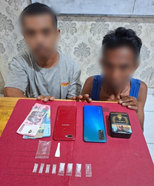 Satresnarkoba Polres Siak Bongkar Peredaran Sabu di Pusako, Dua Tersangka Diamankan