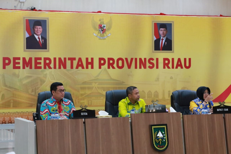 Bupati Afni Soroti Penderitaan Warga Minas Akibat Jalan Rusak dan Kurangnya Partisipasi Perusahaan