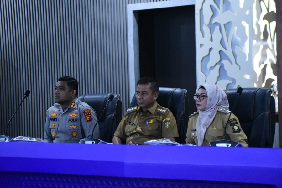 Cegah Karhutla,  Bupati dan Kapolres Kampar Ikuti Rapat Virtual BNPB