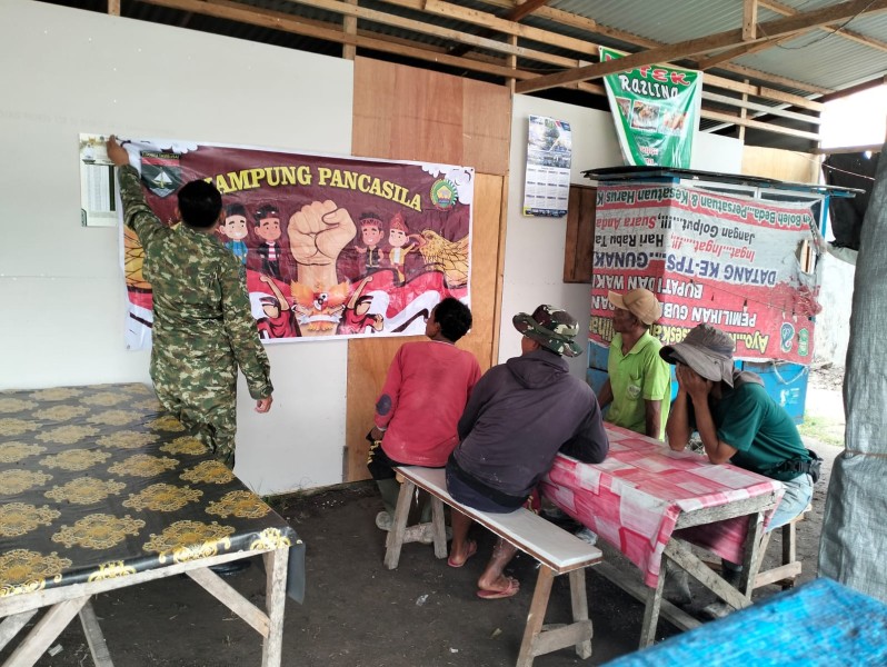Serda Haris SP Sosialisasikan Nilai-Nilai Pancasila kepada Warga Kampung Pancasila Minas Jaya