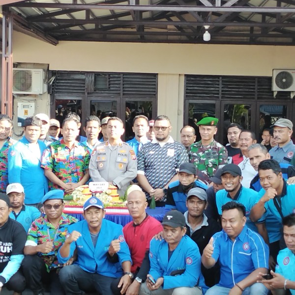 Polres Inhil Peringati May Day 2025 dengan Aksi Sosial dan Semangat Kolaborasi