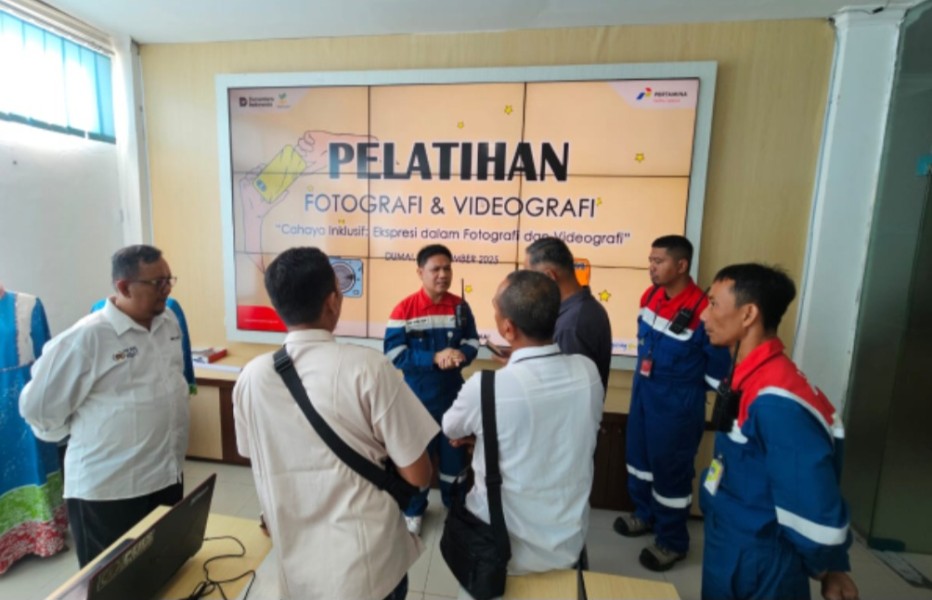 Gandeng PWI Dumai, Pertamina Latih Difabel Jadi Fotografer dan Videografer Andal