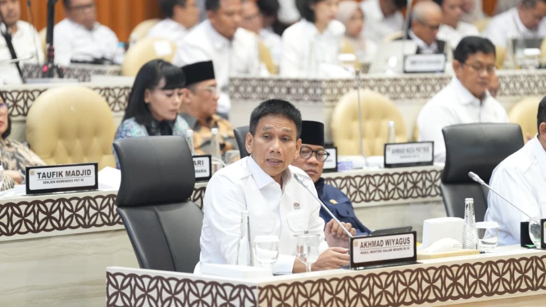 Singgungan Lahan Desa dan Kawasan Hutan, Wamendagri Dorong Sinkronisasi Data Spasial Nasional