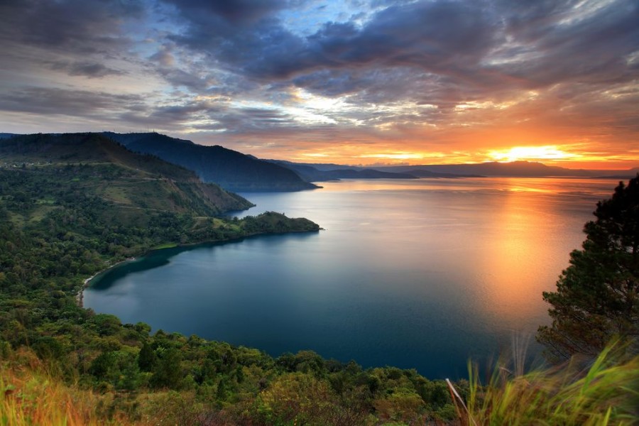 Rekomendasi 10 Destinasi Wisata Terbaik di Indonesia, Wajib Dikunjungi!