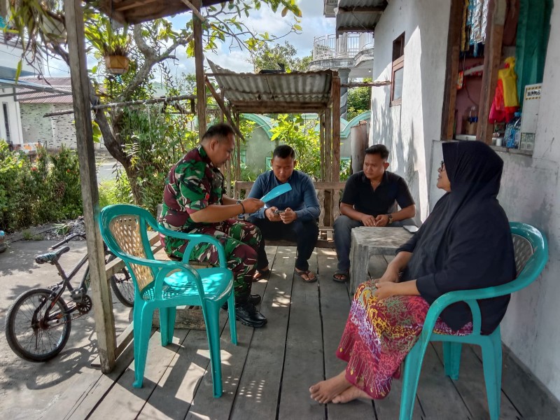 Pengawasan SDM, Babinsa Kateman Ajak Warga Jauhi Narkoba dan Judi Online