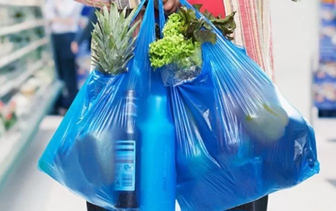 Belanja di Swalayan Tak Lagi Disediakan Kantong Plastik, Warga Diminta Bawa Tas Sendiri