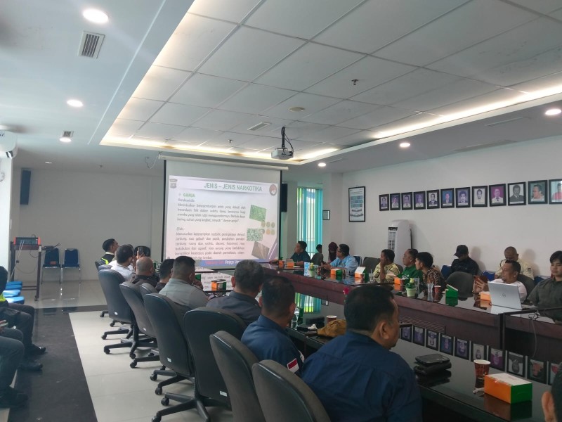 Pelindo Regional 1 Dumai Edukasi Pekerja Bahaya Narkoba, Perkuat Sinergi dengan Polres Dumai