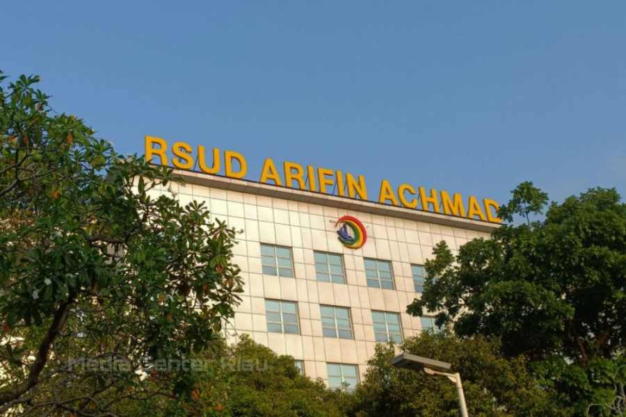 Jam 14,00 WIB Siang ini, Plt Gubernur Riau Lantik Sekwan DPRD dan Dir RSUD Arifin Achmad