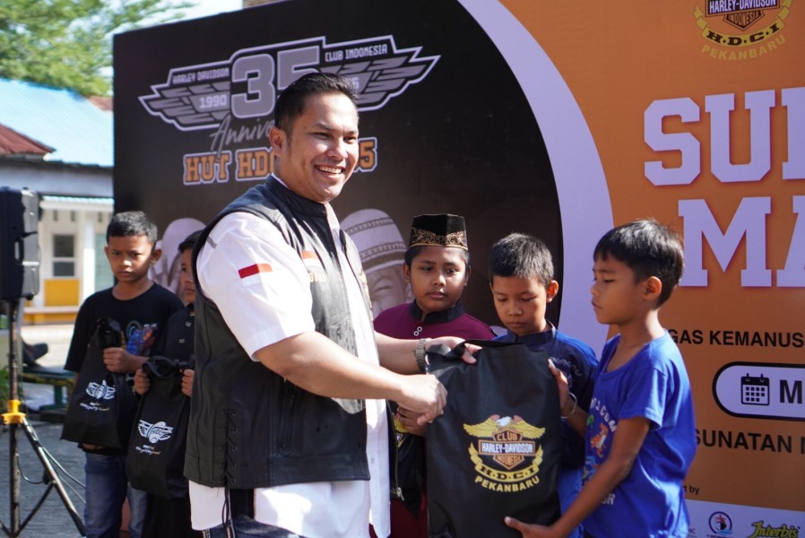 Bukan Sekadar Otomotif: HDCI Pekanbaru Buktikan Peduli Lewat Bakti Sosial