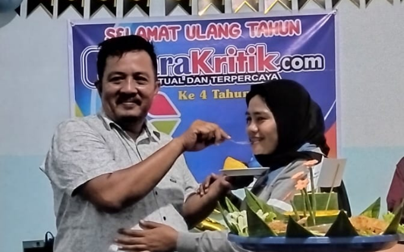 Ultah ke-4 Suarakritik.com, Sederhana dan Hikmah