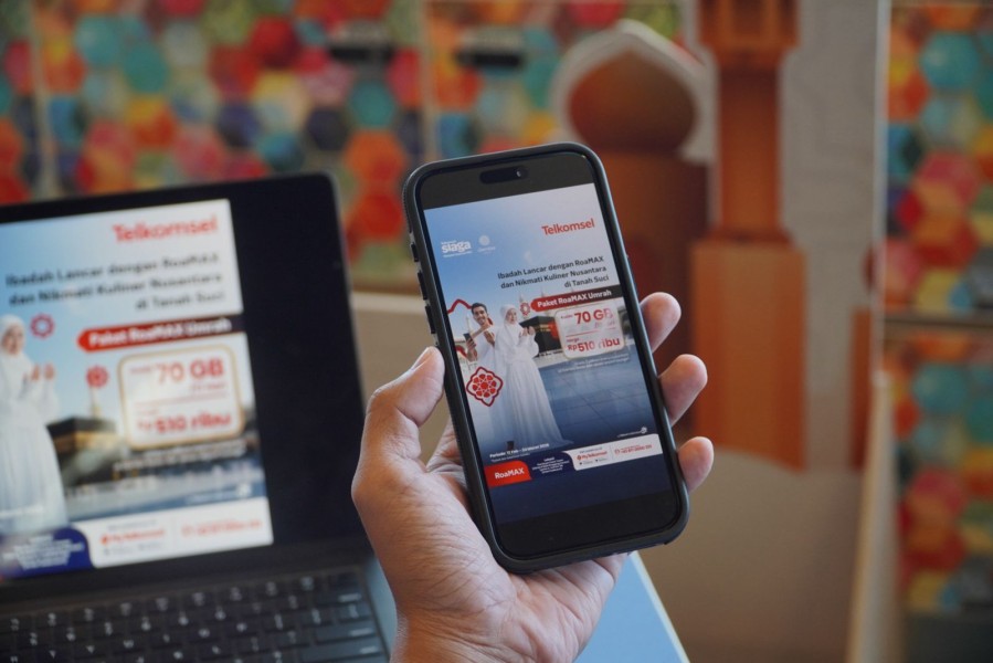 Telkomsel Manjakan Jamaah Umrah dengan RoaMAX dan Bonus Kuliner Nusantara di Tanah Suci