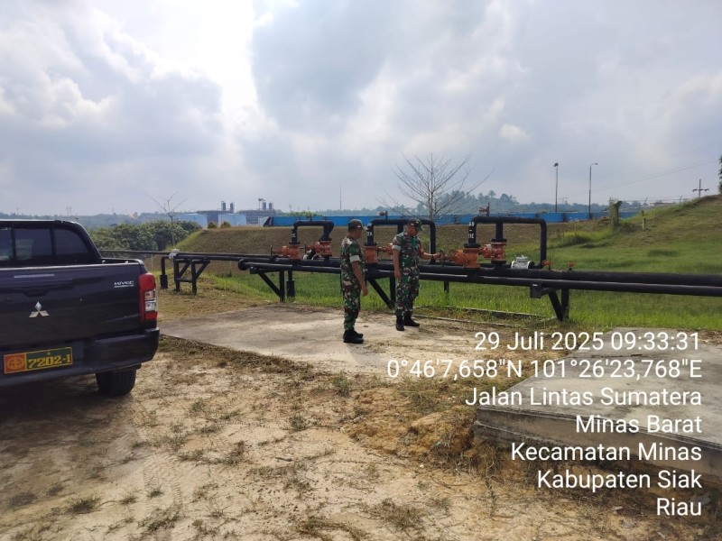 Babinsa Koramil 03/Minas Laksanakan Patroli dan Komsos di Area Operasi SKK Migas PT. PHR, Situasi Aman Terkendali