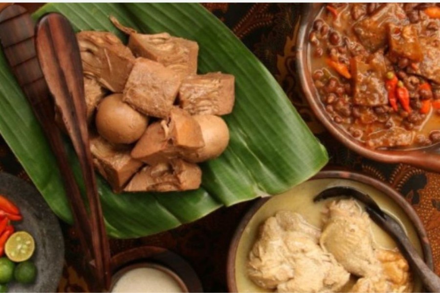 24 Rekomendasi Makanan di Jogja yang Wajib Dicoba Saat Berkunjung
