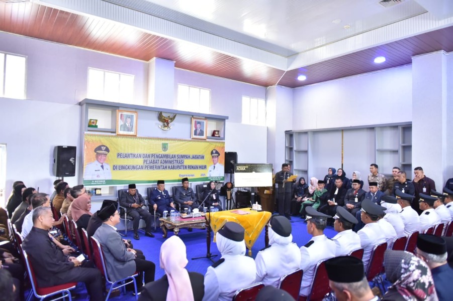 Sekda Fauzi Tegaskan Pelantikan Pejabat Rohil Sesuai Aturan dan Rekomendasi BKN