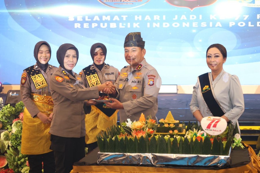 HUT Polwan ke-77, Kapolda Riau Tekankan Layanan Inklusif dan Anti Pencitraan