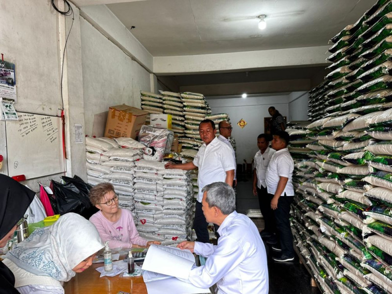 Satgas Pengendalian Beras Riau dan Bareskrim Polri Awasi Harga Beras, Jika Jual Diatas HET Ditindak Tegas