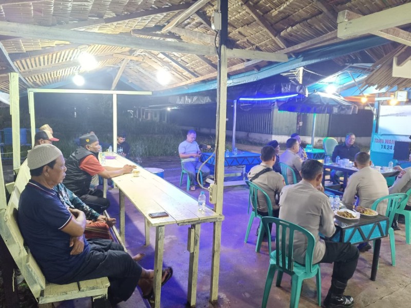 Polres Indragiri Hilir Intensifkan Pengecekan Pos Satkamling, Perkuat Sinergi Jaga Kamtibmas