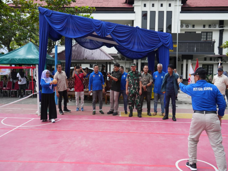 Wabup Kampar Resmi Buka Kejurkab Sepak Takraw Piala Bupati 2025