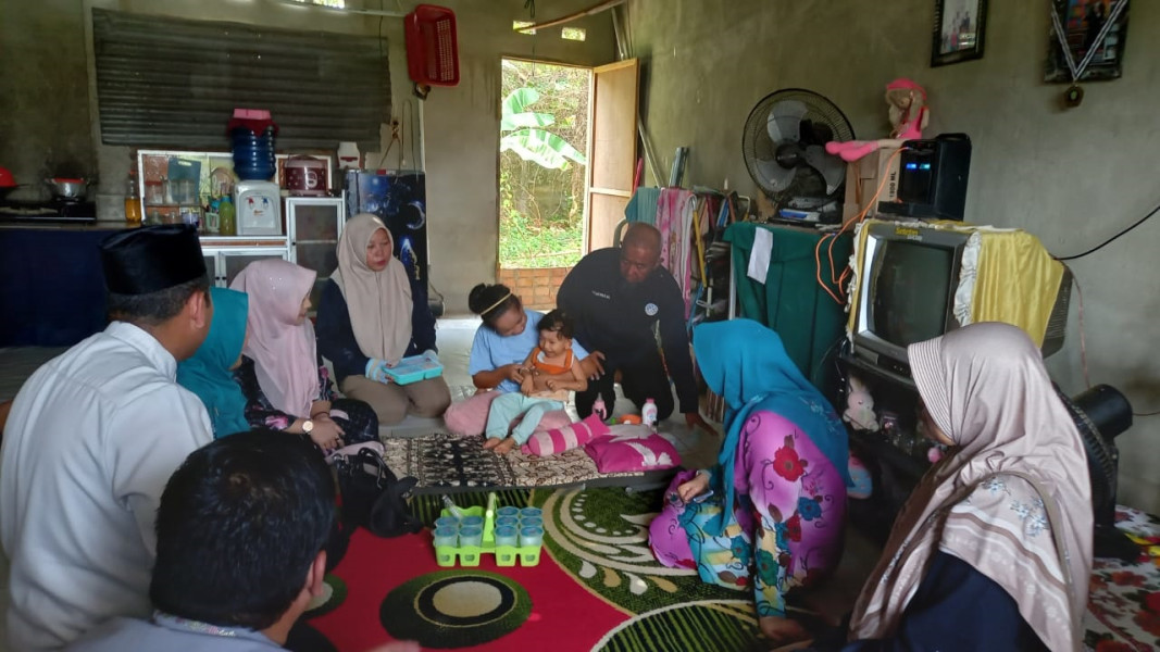 Kolaborasi Lintas Sektor di Rumbai: BSI dan BKKBN Riau Sediakan Bantuan Gizi untuk 50 Anak Berisiko Stunting