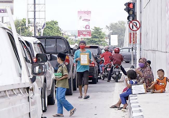 Dinsos Pekanbaru Tertibkan 47 Gepeng dan Pak Ogah di Sejumlah Titik Lampu Merah