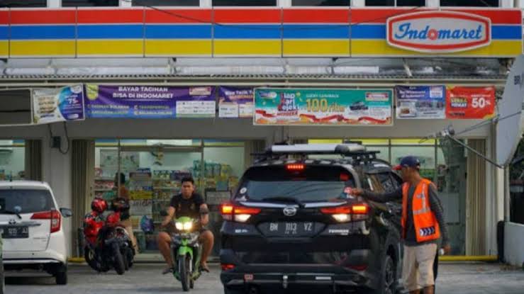 Tegas! Dishub Pekanbaru Pidanakan Juru Parkir yang Minta Uang di Indomaret-Alfamart