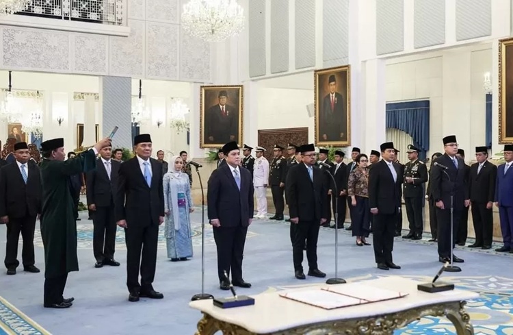 Prabowo Guncang Kabinet : Dua Menteri Baru, Posisi Strategis Bergeser