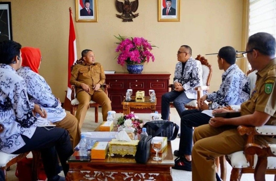 Kinerja Jadi Tolok Ukur Mutasi Kepala Sekolah di Riau, Gubri Pastikan Tanpa Titipan
